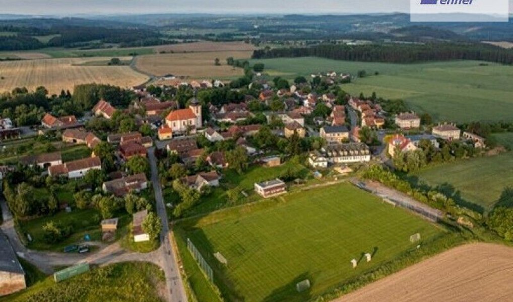 Prodej stavebního pozemku 1 760 m², Klučenice – náhled fotky 5