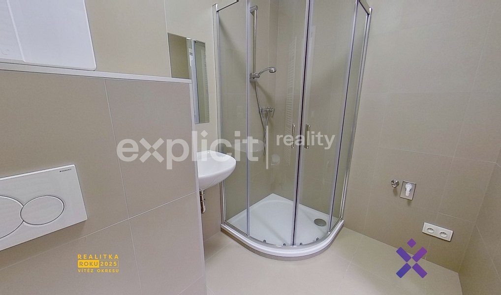 Pronájem bytu 1+kk 33 m², Zlín – náhled fotky 9