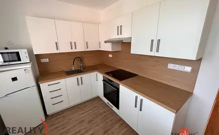 Pronájem bytu 1+1 41 m², SPC E, Krnov - Pod Cvilínem, okres Bruntál