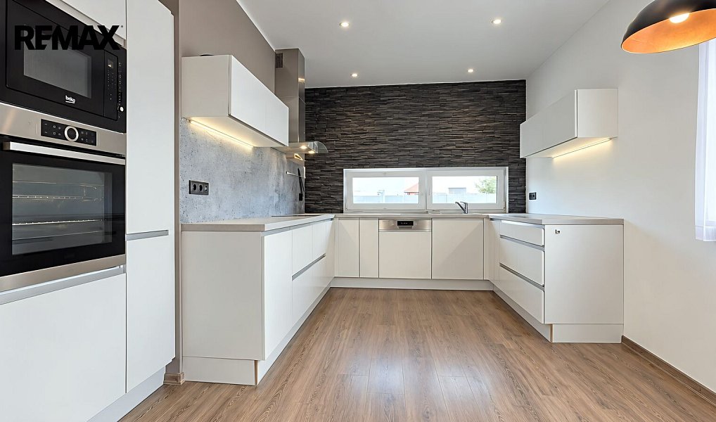 Prodej domu 92 m² s pozemkem 787 m², Tuhaň – náhled fotky 6