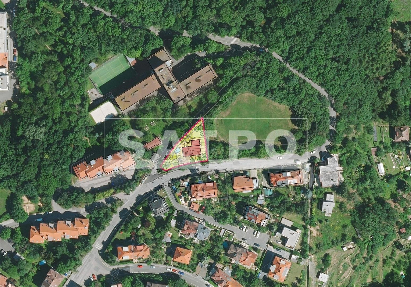 Prodej stavebního pozemku 882 m²
