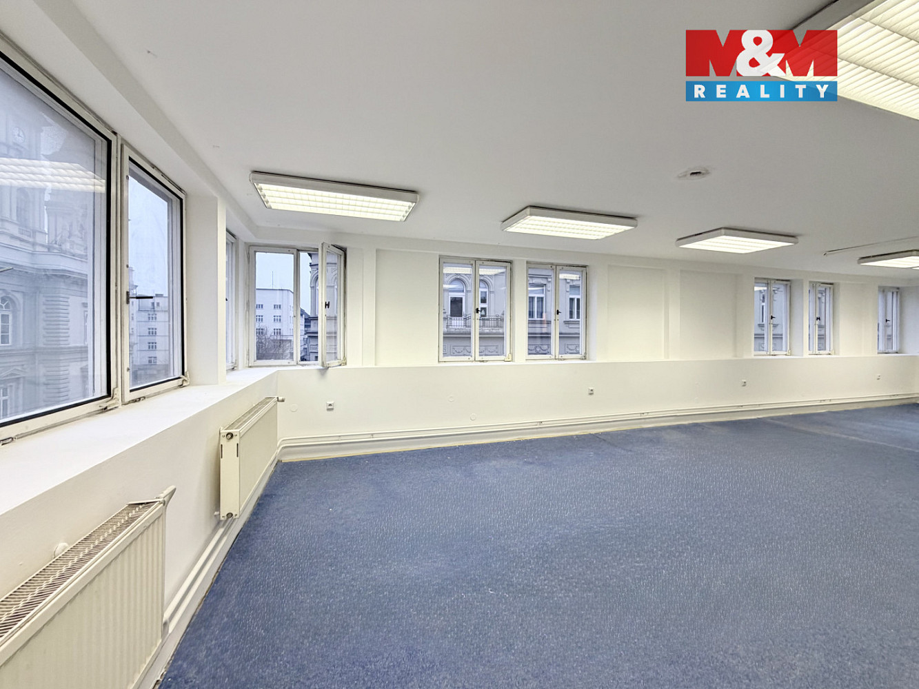 Pronájem kanceláře 82 m² — photo 2