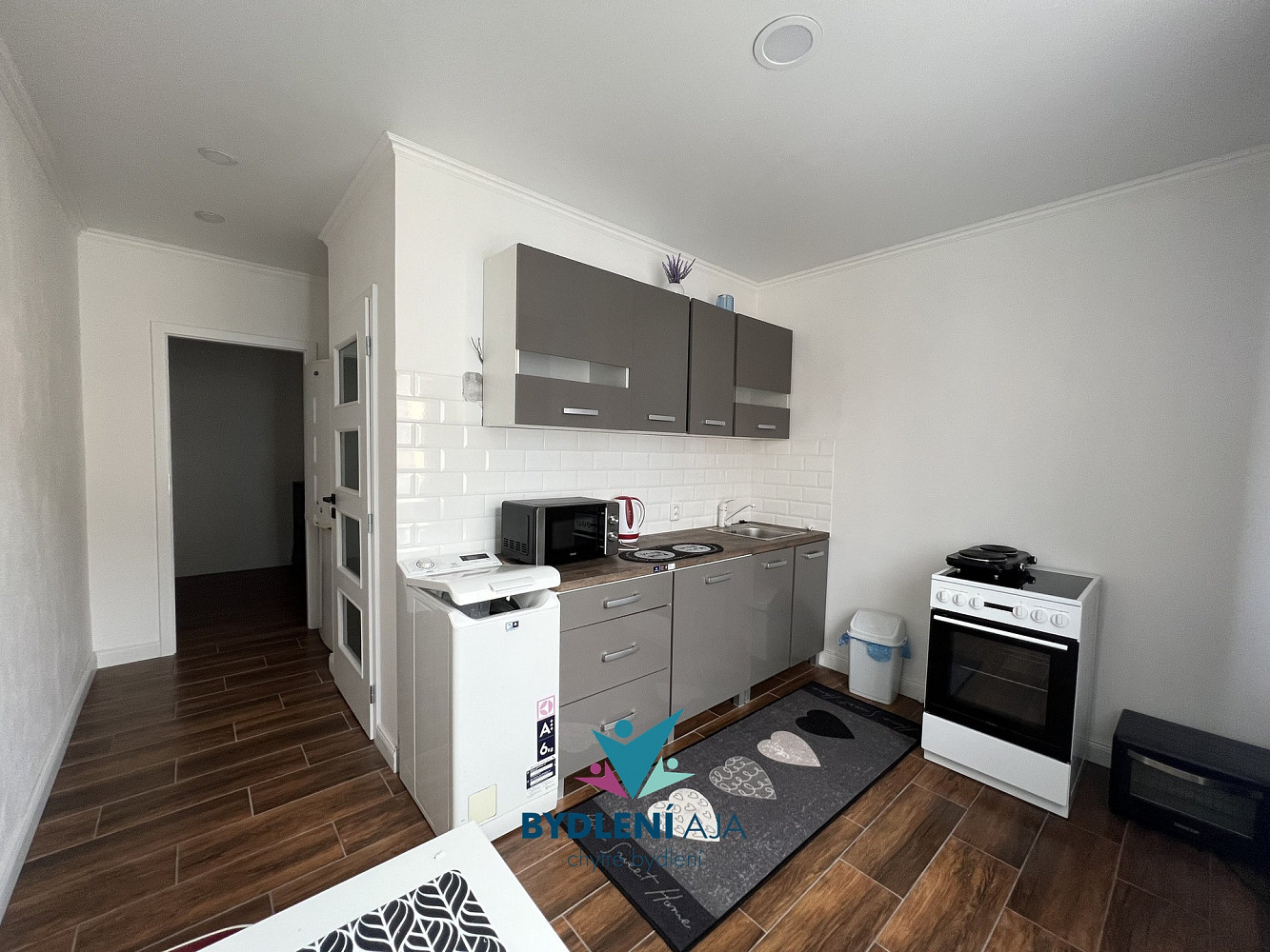 Prodej bytu 2+1 63 m² — photo 2