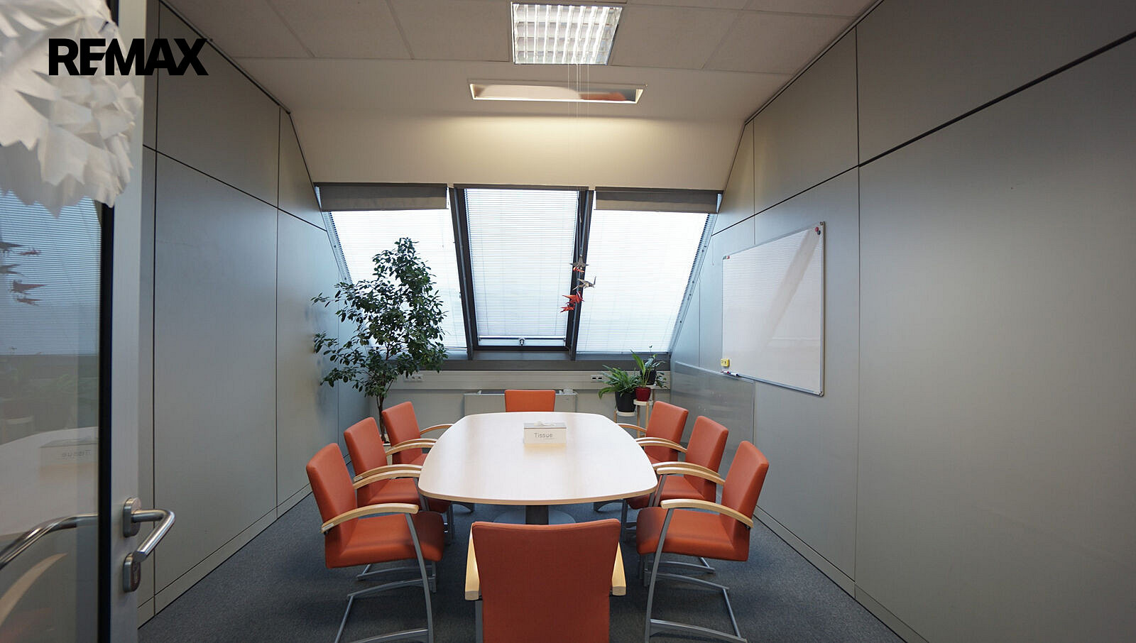Pronájem kanceláře 35 m² – fotografie 5