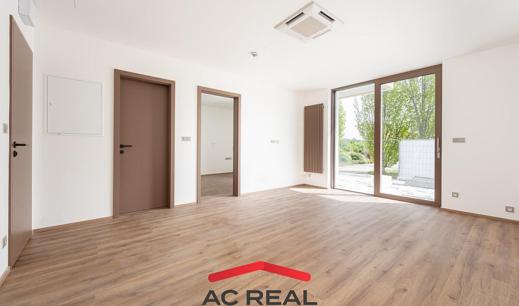 Prodej komerčního objektu (jiného typu) 51 m², Lednice – náhled fotky 4