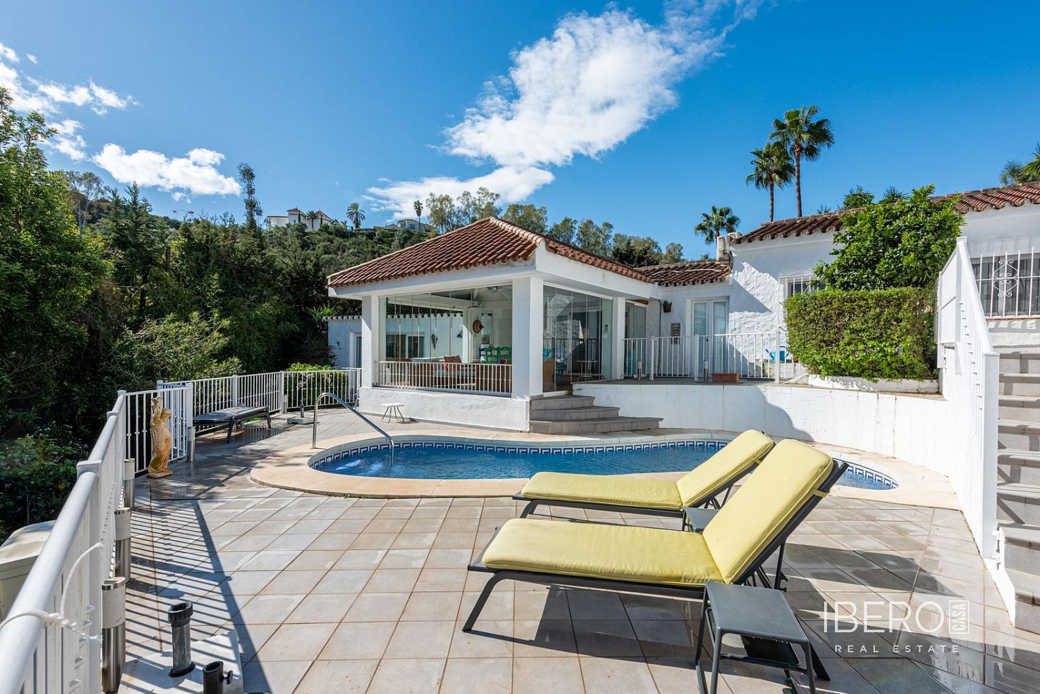Prodej domu 235 m² s pozemkem 808 m²