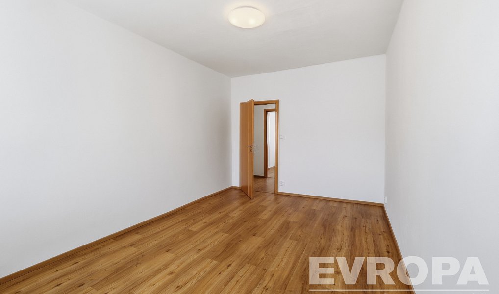 Prodej bytu 2+1 52 m², Hradec Králové – náhled fotky 4