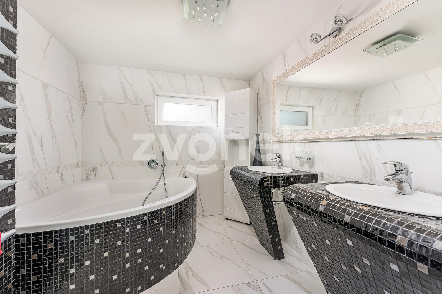 Prodej domu 258 m² s pozemkem 1 107 m² – fotografie 5