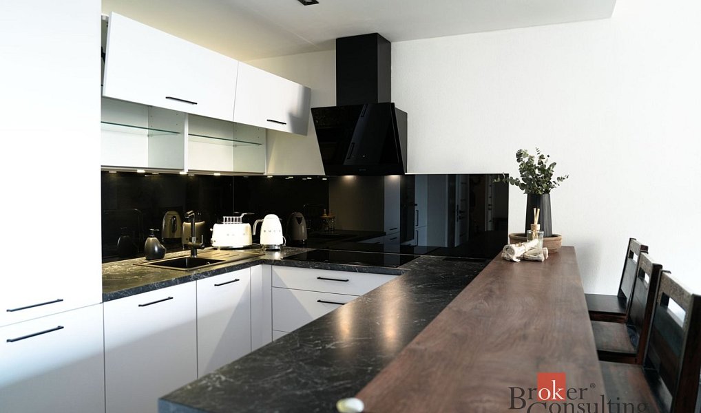 Pronájem bytu 3+kk 74 m², Plzeň – fotka 1 z 14