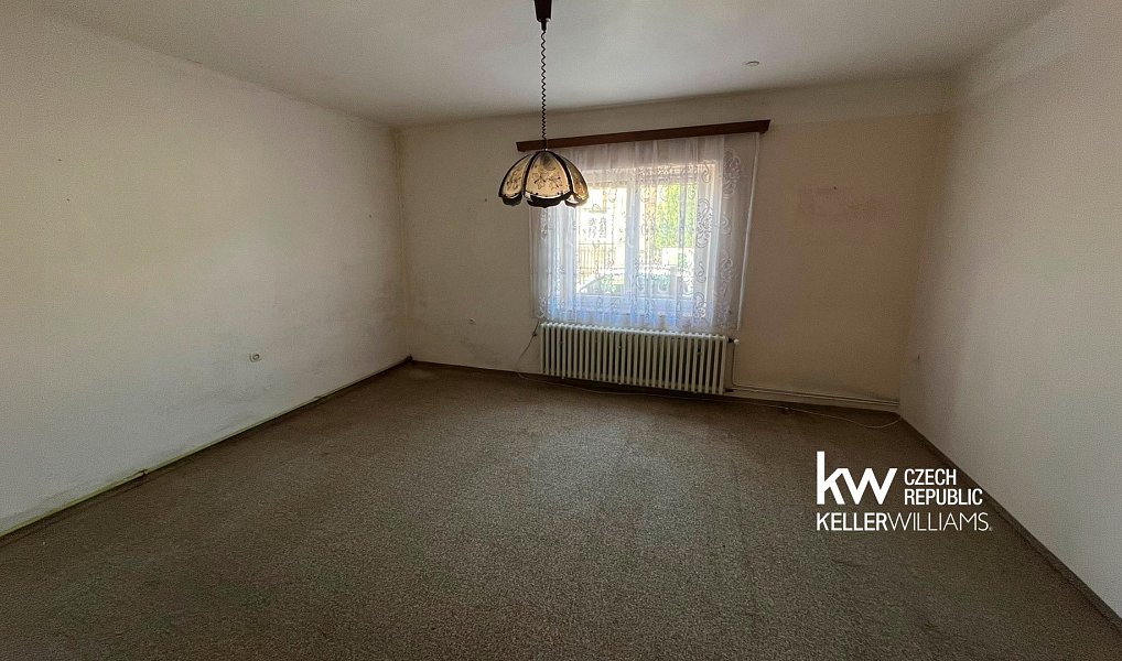 Prodej domu 134 m² s pozemkem 712 m², Tetín – náhled fotky 3