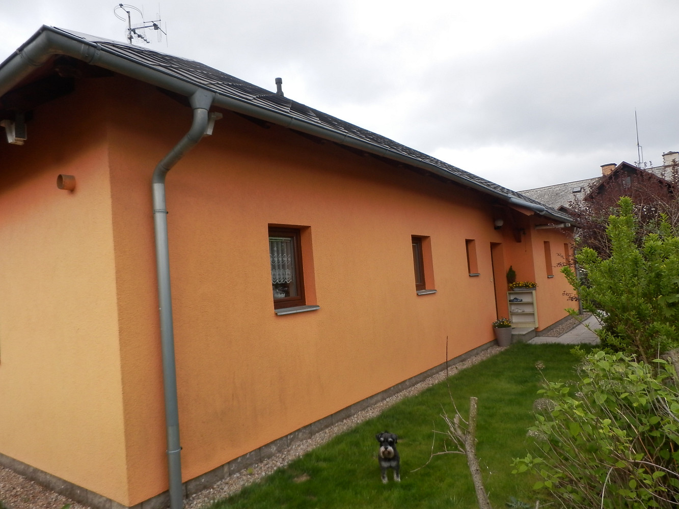 Prodej domu 150 m² s pozemkem 858 m² — photo 2
