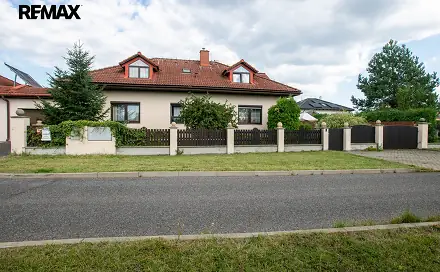 Prodej domu 300 m² s pozemkem 1 197 m², Česká Lípa – fotka 1 z 1