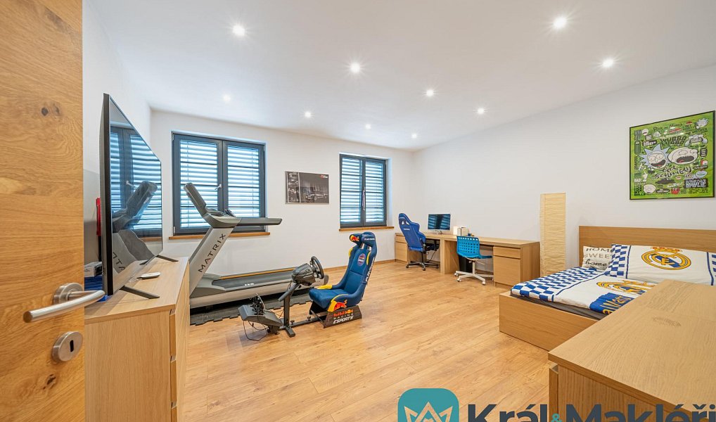 Prodej domu 212 m² s pozemkem 304 m², Děčín – náhled fotky 8
