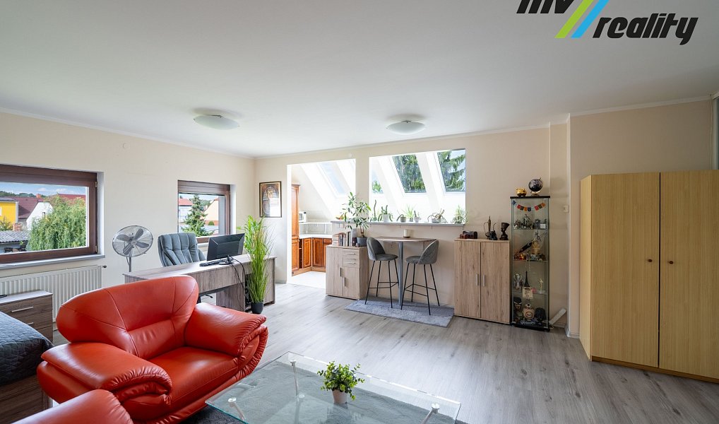 Prodej domu 271 m² s pozemkem 571 m², Lysá nad Labem – náhled fotky 18