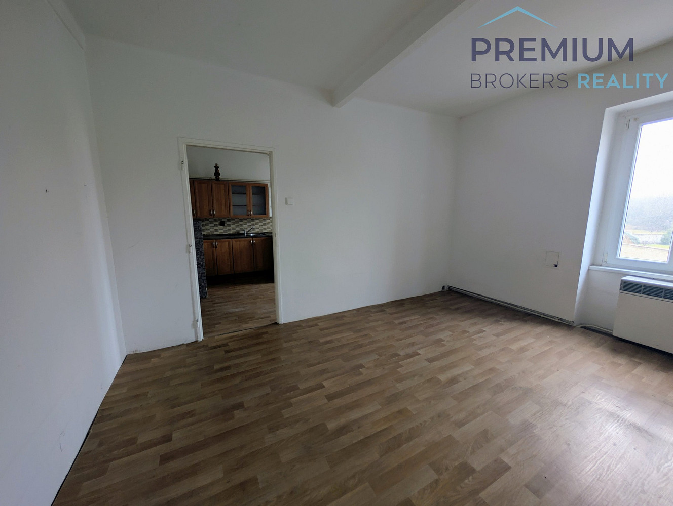 Pronájem bytu 1+1 40 m² – pohled 3