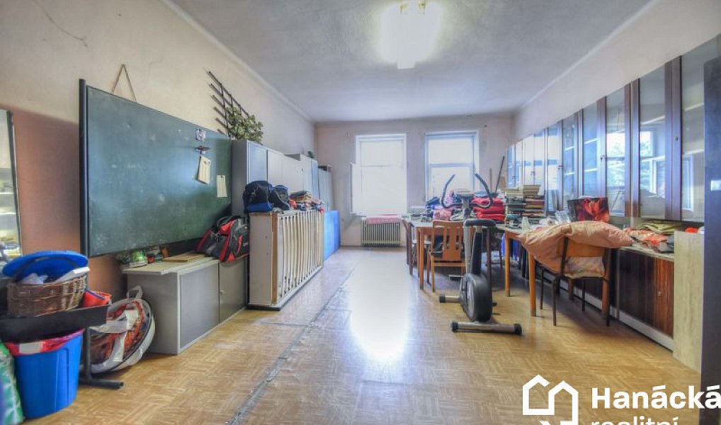 Prodej výrobních prostor 1 100 m², Moravský Beroun – náhled fotky 17