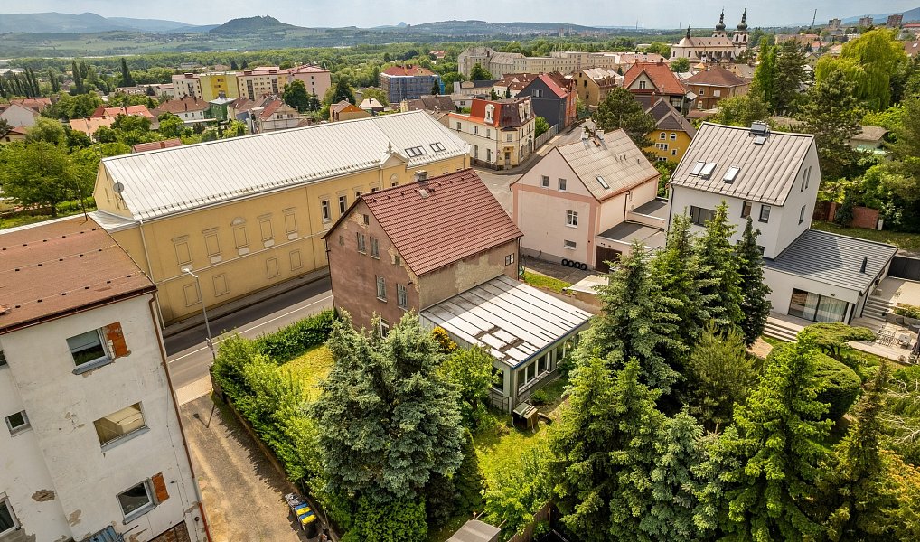 Prodej domu 240 m² s pozemkem 623 m², Krupka – náhled fotky 33