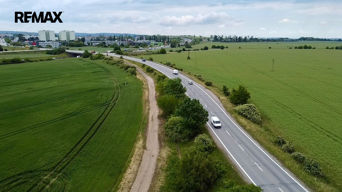 Prodej komerčního pozemku 3 699 m² – fotografie 5