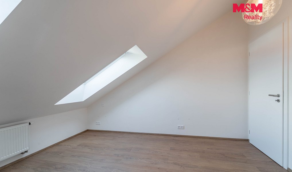 Prodej bytu 5+kk 112 m², Ořech – náhled fotky 14