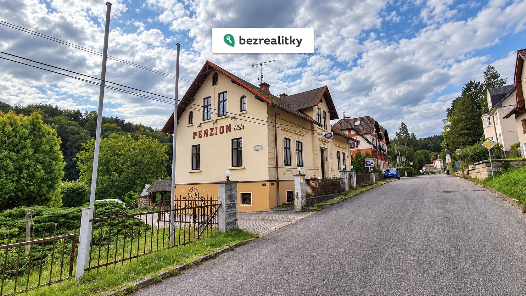 Prodej domu 386 m² s pozemkem 2 210 m²