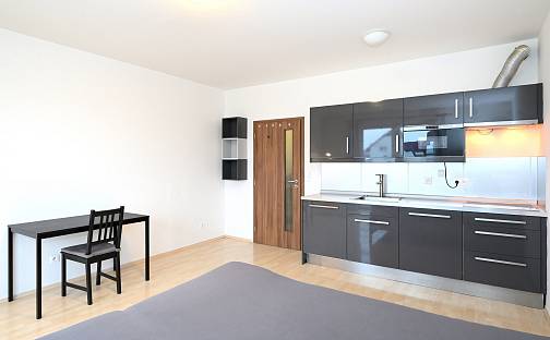 Pronájem bytu 1+kk 28 m², Švihovská, Praha 4 - Písnice