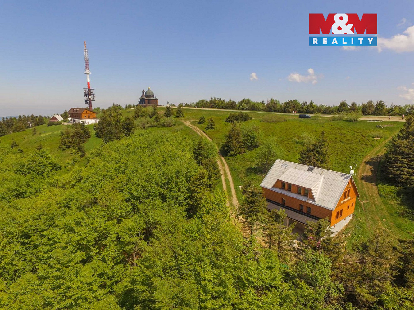 Prodej ubytovacího objektu 325 m² – fotografie 2