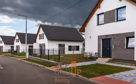 Prodej domu 150 m² s pozemkem 681 m², Dříteč, okres Pardubice