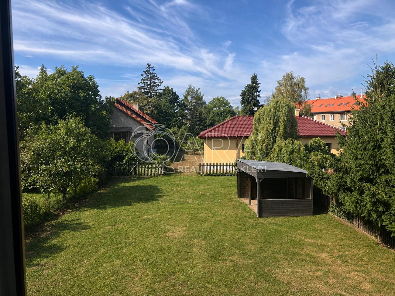 Pronájem bytu 4+kk 106 m² – fotografie 3