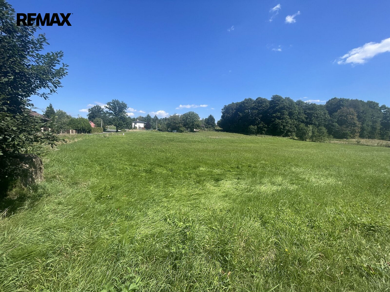 Prodej stavebního pozemku 1 426 m² – fotografie 2