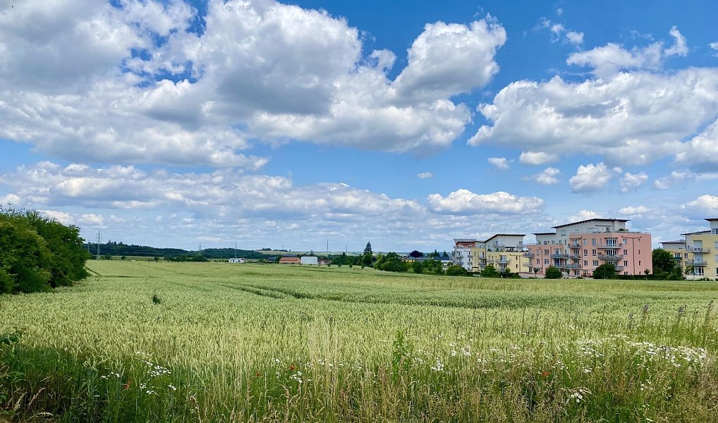 Prodej pole 2 739 m², Praha 6