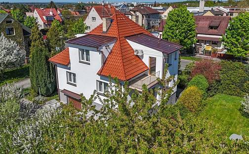 Prodej domu 259 m² s pozemkem 1 010 m², Podélná, Plzeň - Černice