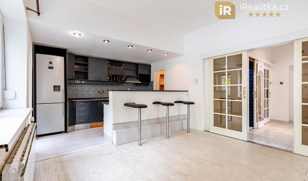 Prodej domu 75 m² s pozemkem 1 732 m², Holice – náhled fotky 2