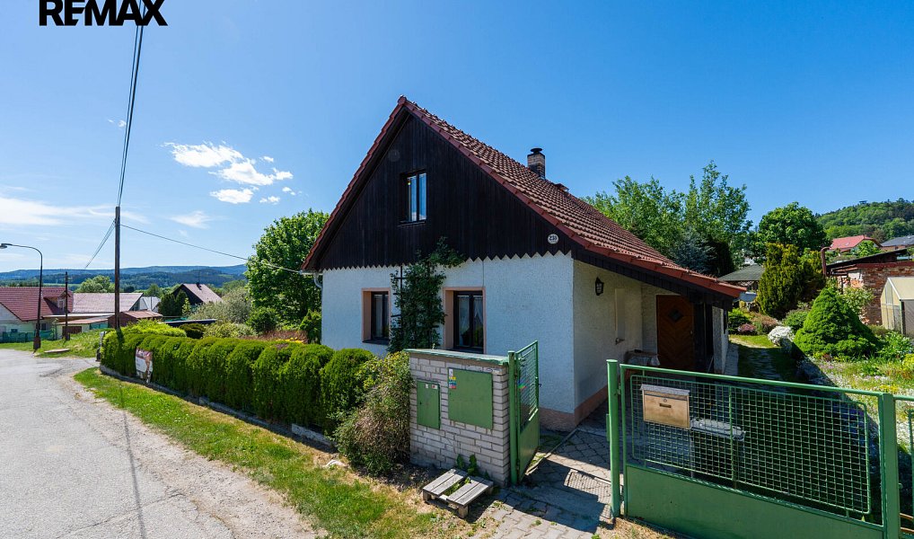 Prodej domu 90 m² s pozemkem 583 m², Horní Planá – fotka 1 z 24