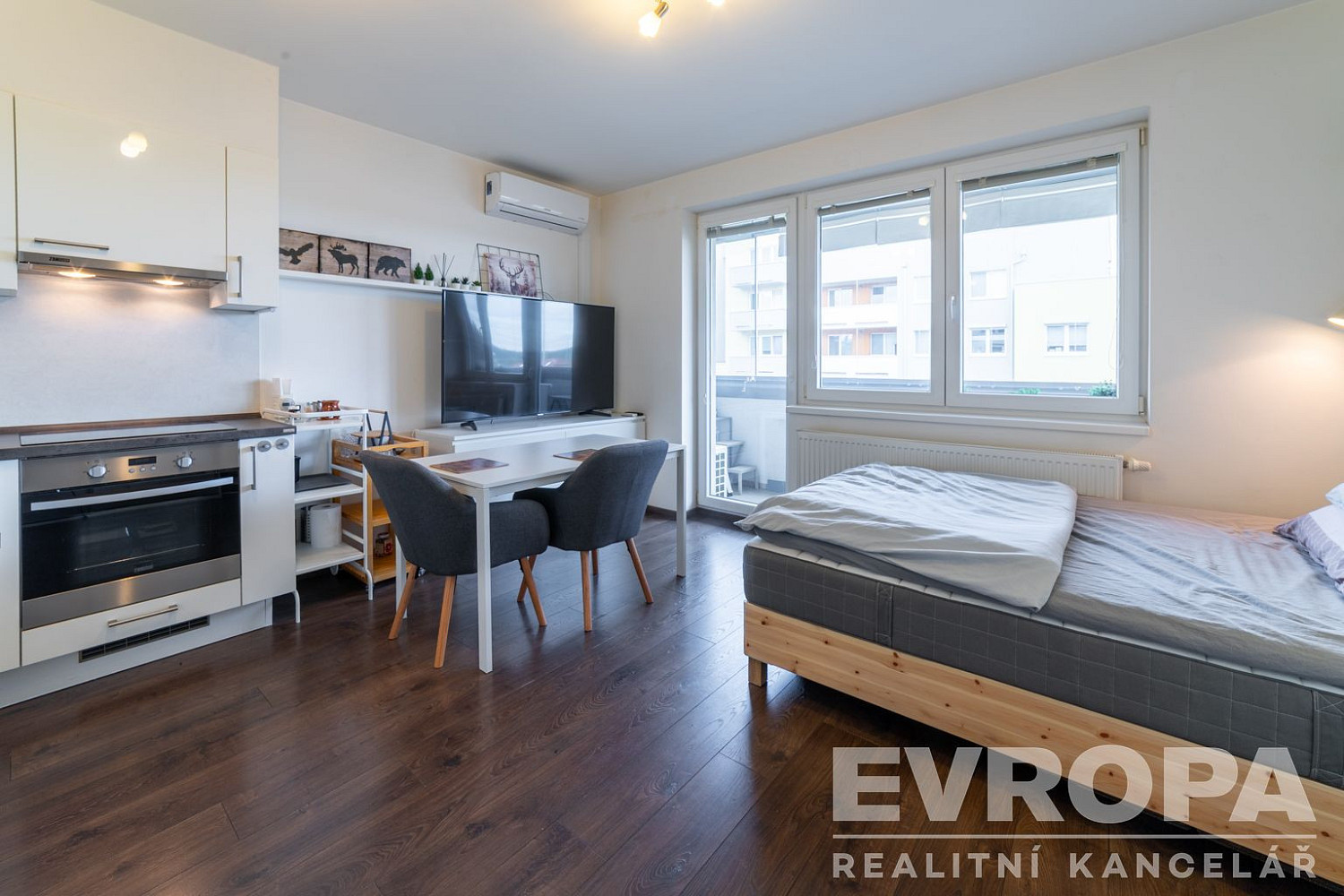 Pronájem bytu 1+kk 32 m² — photo 3