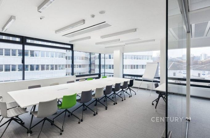 Pronájem kanceláře 521 m² — photo 4