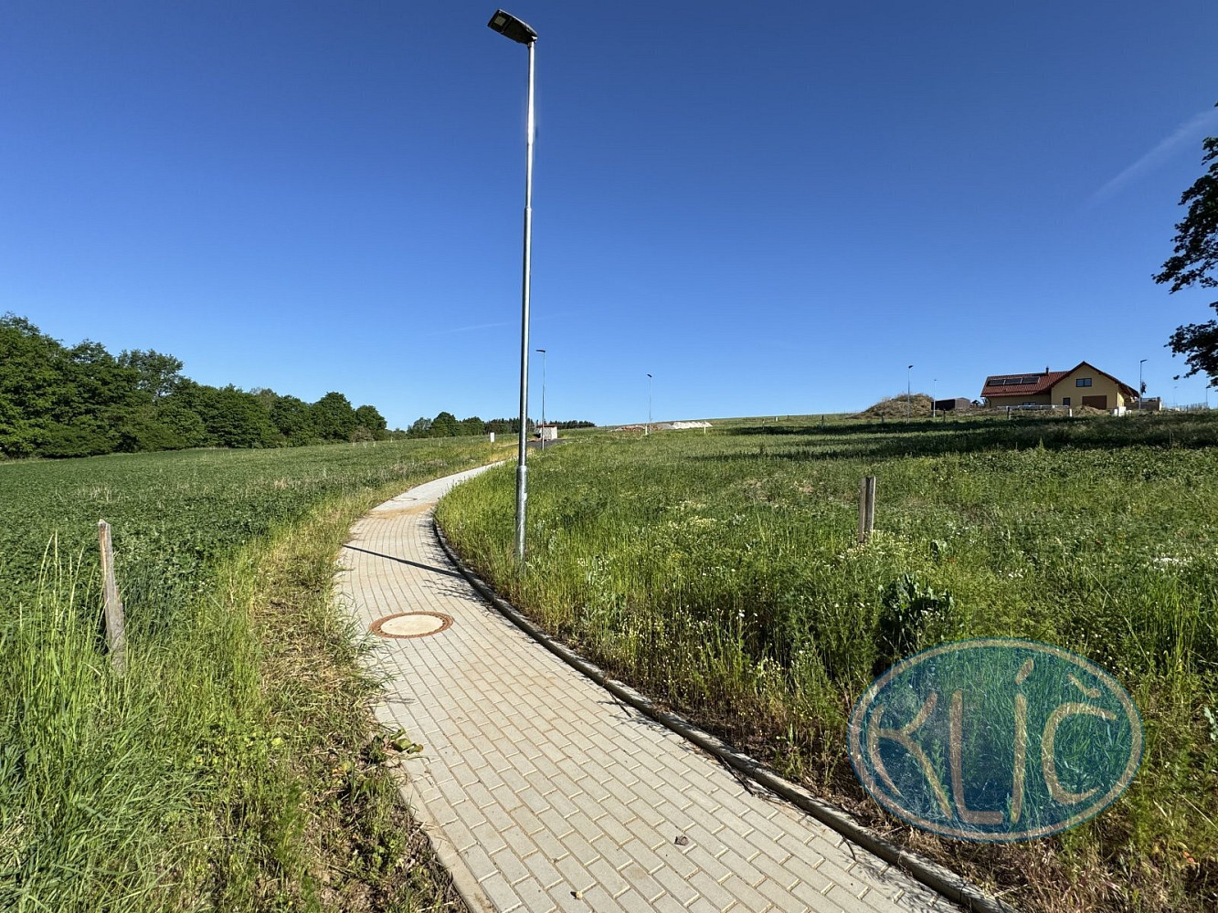 Prodej stavebního pozemku 1 360 m² – fotografie 5