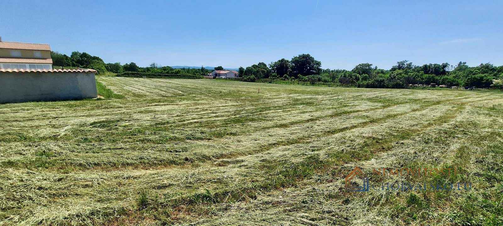 Prodej stavebního pozemku 1 510 m², Barban