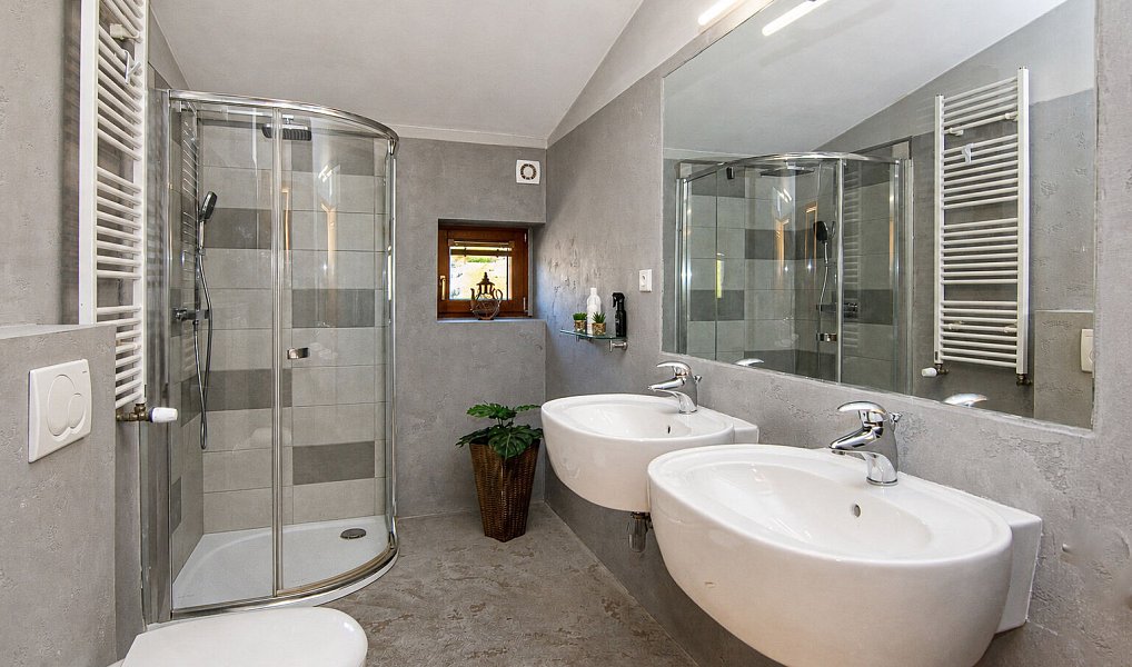 Prodej domu 258 m² s pozemkem 756 m², Praha – náhled fotky 28