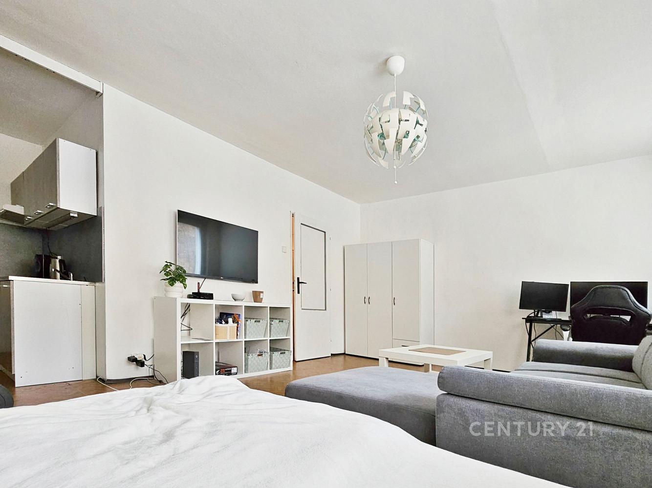 Pronájem bytu 1+kk 33 m²