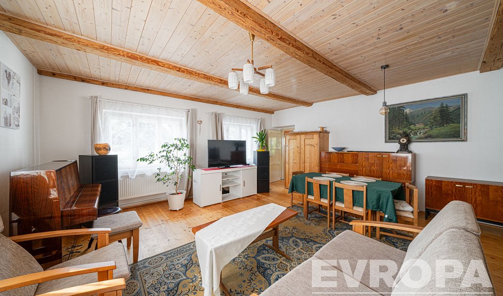 Prodej domu 200 m² s pozemkem 359 m², Vrchlabí – náhled fotky 2