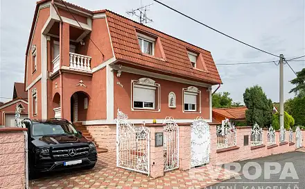 Prodej domu 220 m² s pozemkem 1 333 m², U Lípy, Ostrava - Radvanice