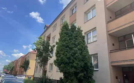 Pronájem bytu 1+1 35 m²