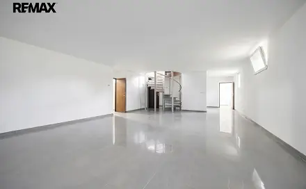 Pronájem obchodních prostor 150 m², Chrudimská, Praha 3 - Vinohrady