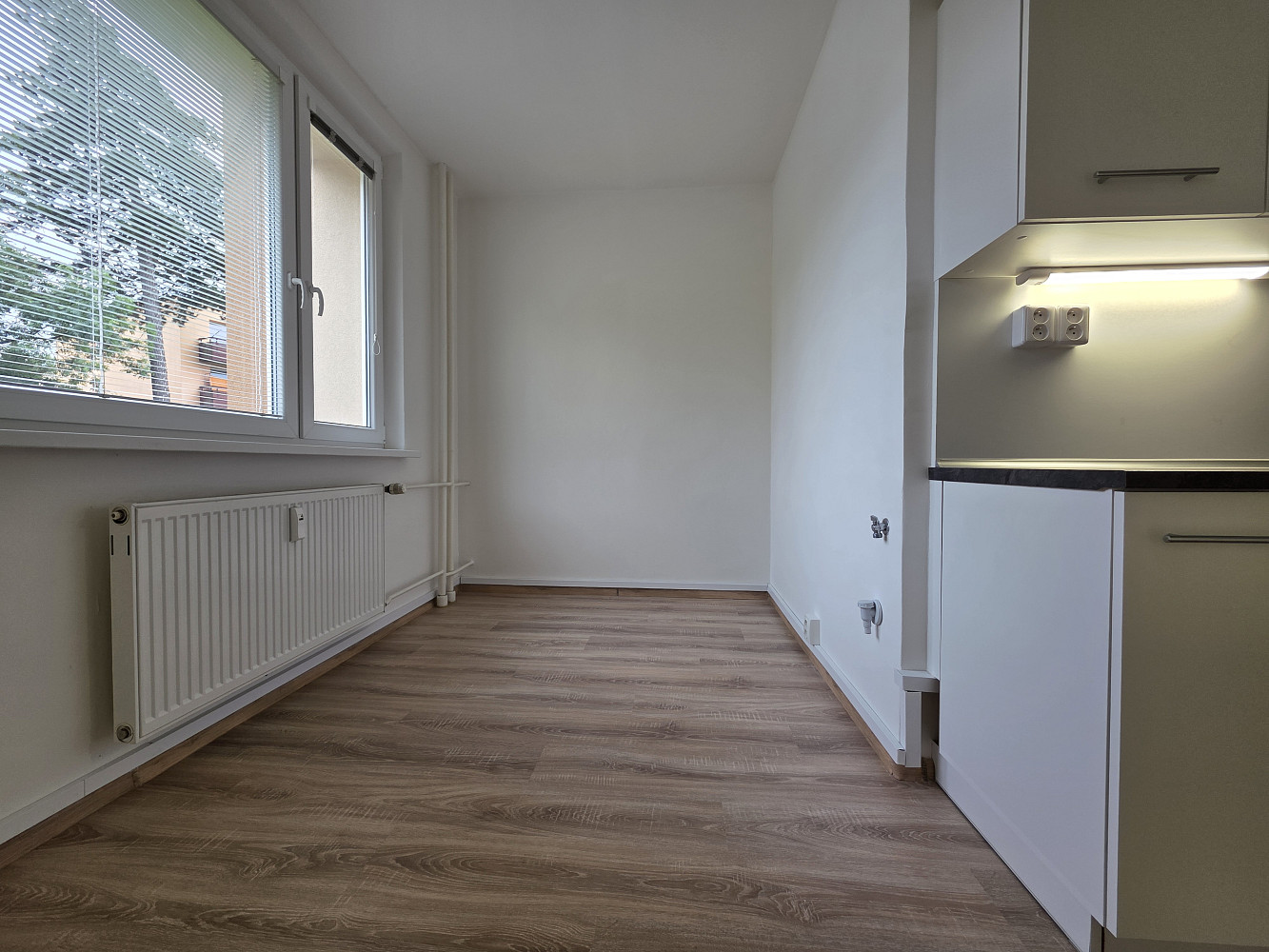 Pronájem bytu 3+1 72 m² — photo 2
