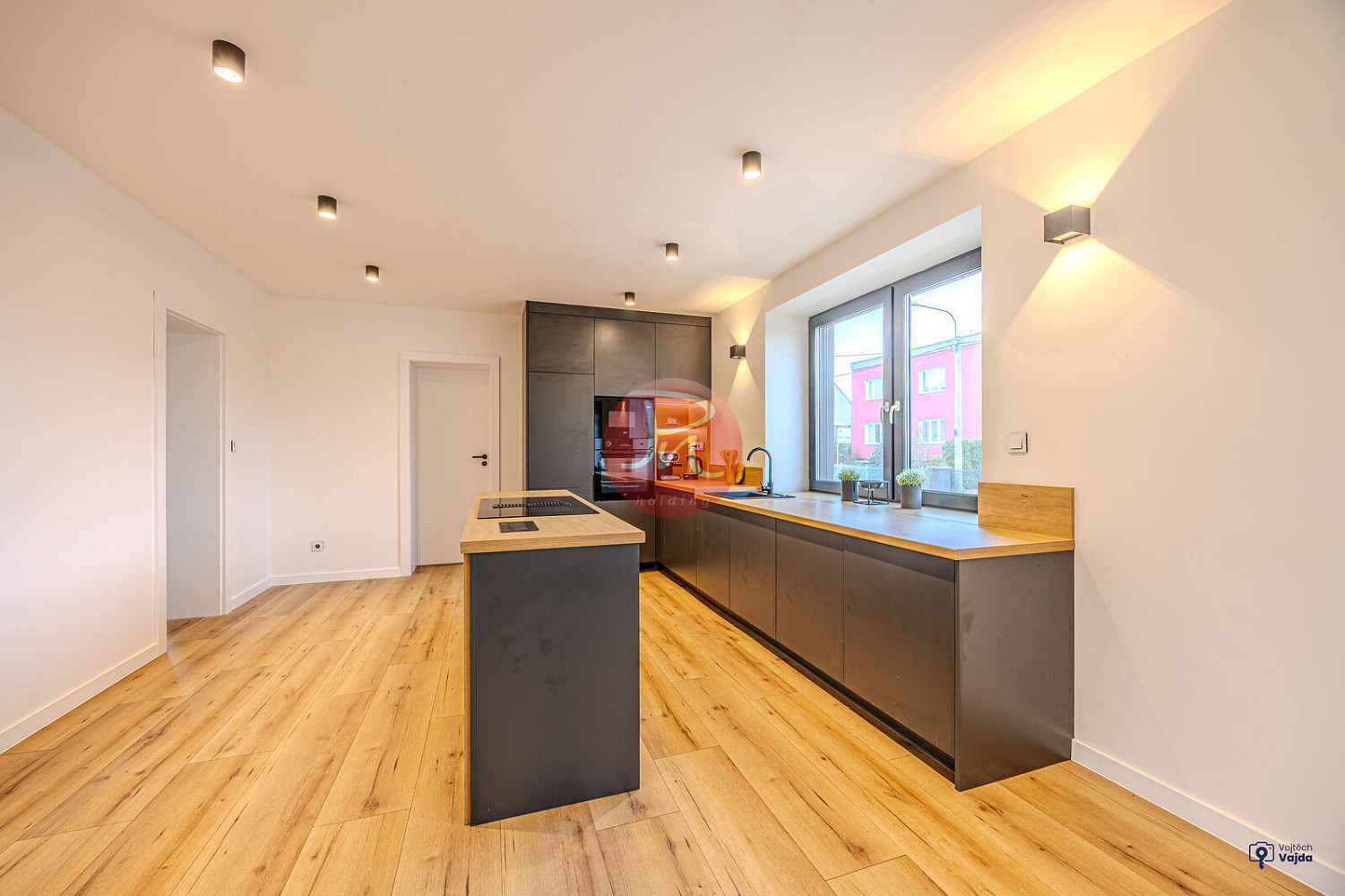 Pronájem domu 194 m² s pozemkem 1 000 m² – fotografie 5