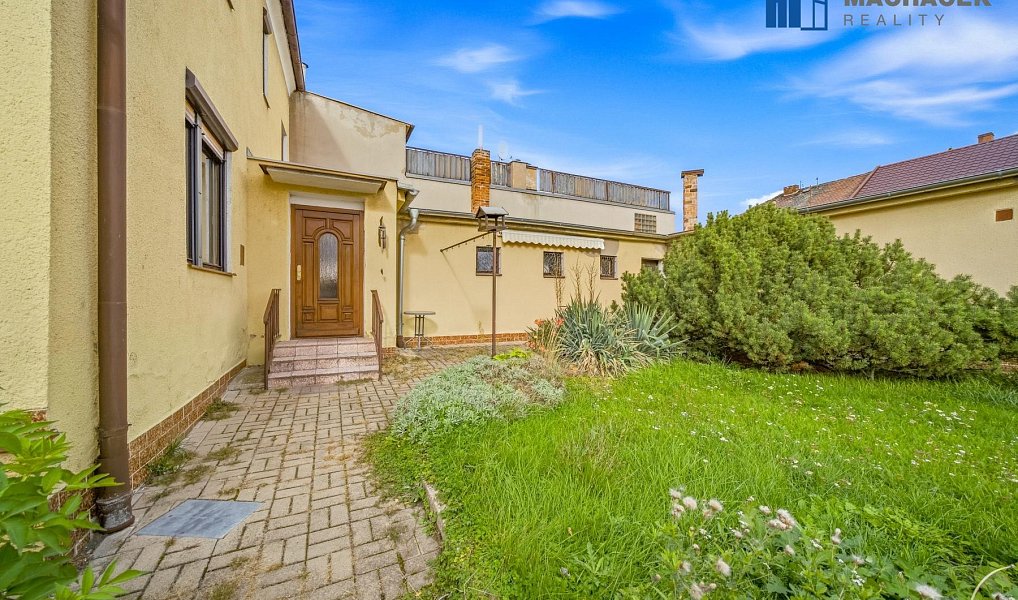 Prodej domu 161 m² s pozemkem 293 m², Zabrušany – náhled fotky 34