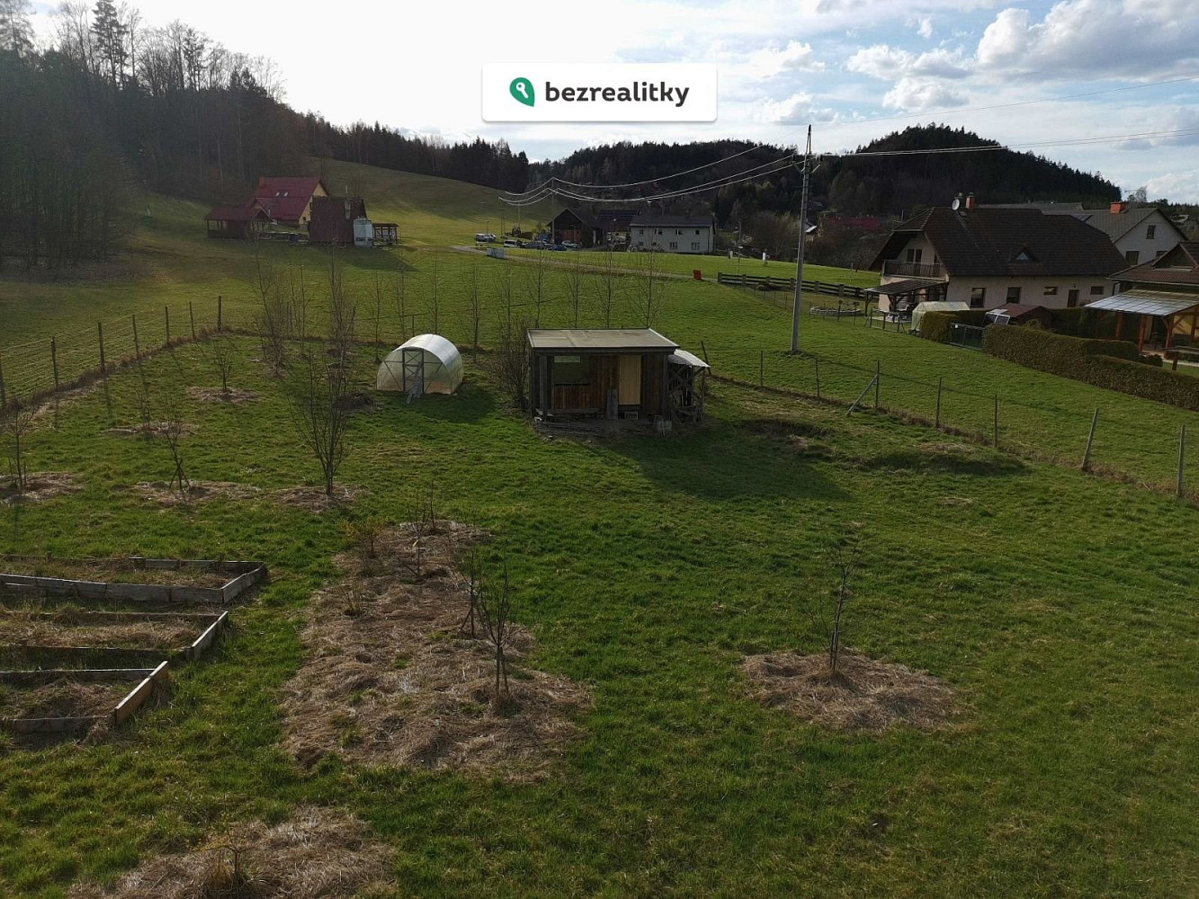 Prodej stavebního pozemku 3 224 m² – pohled 4