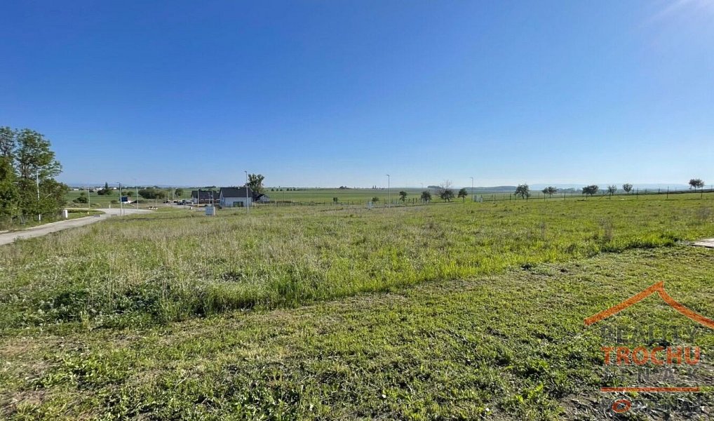 Prodej stavebního pozemku 1 024 m², Divec – náhled fotky 2