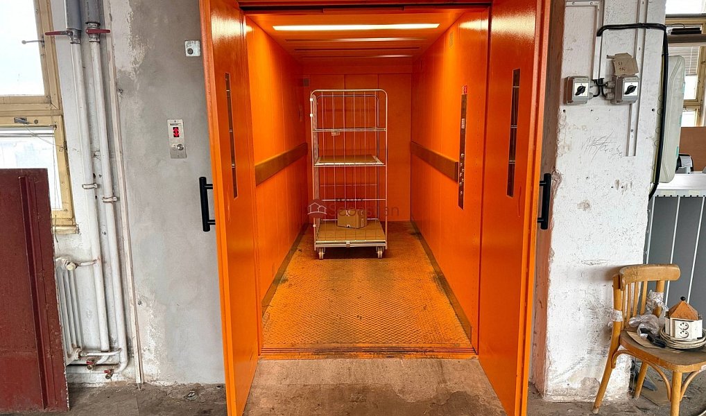 Pronájem obchodních prostor 1 000 m², Pelhřimov – náhled fotky 6