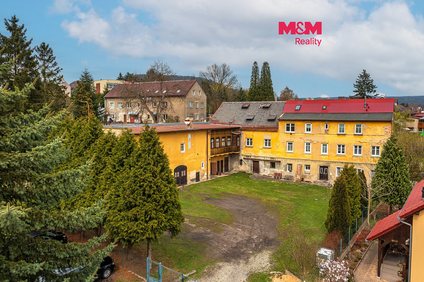 Prodej nájemního domu, činžáku 500 m²
